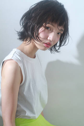 ボブ レイヤーが大人気 垢抜け見えするヘアスタイルはコレ Hair