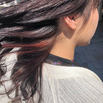 髪色候補にしてみない ピンクのさりげなインナーカラーで甘ずっぱいスパイスを Hair