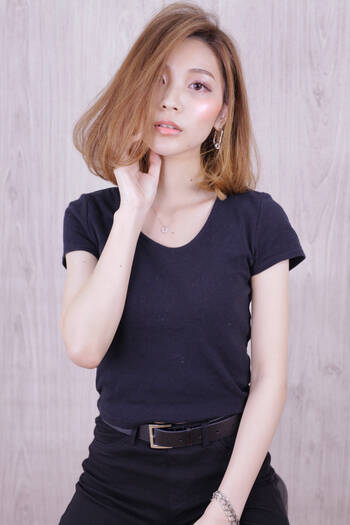 40代女性にご提案 髪型変えるならミディアムレイヤーがおすすめ Hair