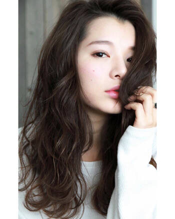 ダークブラウンなら色落ち後も可愛いって知ってた 今人気の髪色を厳選 Hair