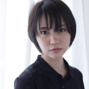 大人可愛いベリーショートには 前髪長め が断然おしゃれって知ってた Hair