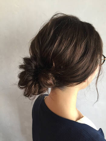 垢抜け感が抜群 ワックスでつくる 明日試したくなるまとめ髪スタイル Hair