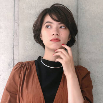 前髪が浮くのはなぜ 原因と解決のためのおすすめテクニックでキレイな前髪をキープ Hair