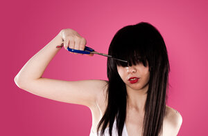 前髪が浮くのはなぜ 原因と解決のためのおすすめテクニックでキレイな前髪をキープ Hair