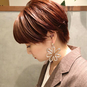 保存版 水パーマで潤ツヤ弾力のカールが叶う デジタルパーマとの違いも解説 Hair