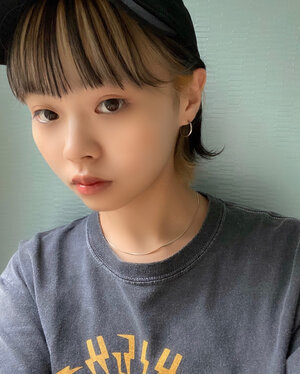 21最新 前髪のインナーカラーの髪型 際立つおしゃれなヘアアレンジ Hair