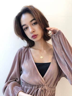 デコ出しスタイルで美人顔 似合う人の特徴と似合わせテクニックを公開 Hair