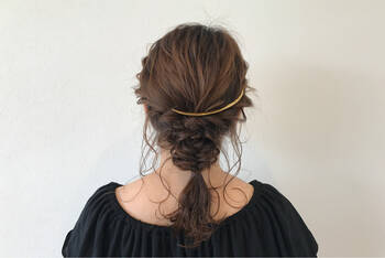 ヘアコームの使い方とおすすめヘアアレンジを紹介 モテ髪型も簡単に Hair