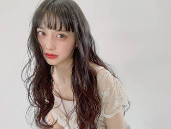 藤田ニコル にこるん の新しい髪型が人気 オーダー方法やヘアアレンジ術 Hair