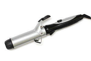 保存版 ケープの上手な使い方をご紹介 これで一日中崩れない髪型が手に入る Hair