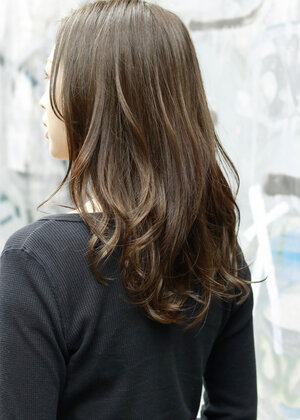 保存版 マットアッシュの髪色はブリーチなしでもナチュラルでおしゃれ Hair