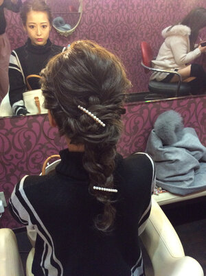 バレッタを使ったヘアアレンジ 基本の留め方 おしゃれな付け方まで Hair