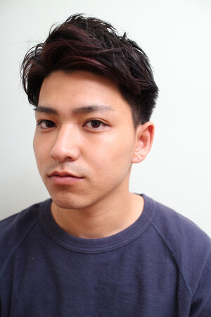 メンズ デコ出しヘアスタイル紹介 似合う男性の特徴って Hair