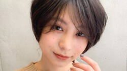 黒髪ミディアムは丸顔におすすめの髪型 今が旬のスタイルを手に入れよう Hair