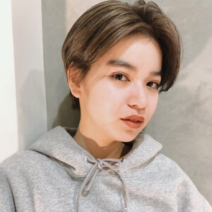 ピクシーカットでハンサム美女 海外セレブがお手本のセシルカットとは Hair