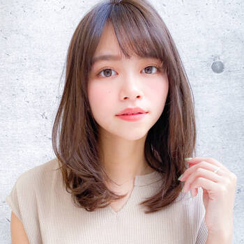 保存版 簡単セルフカットで女性らしいヘアスタイルが作れる 失敗しないコツは Hair