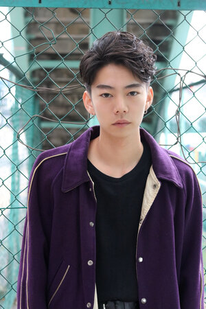 メンズのデコ出しヘアは清潔感があってgood おすすめの髪型10選 Hair