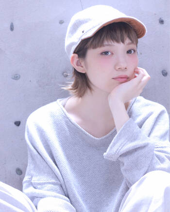 キャップコーデに合う髪型で脱 子供っぽコーデ 長さ別キャップアレンジ Hair キャップコーデに合う髪型で脱 子供っぽコーデ 長さ別キャップアレンジ Hair