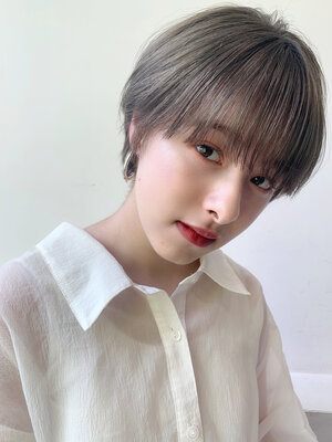 カッコイイ女子を目指すなら サイド短めのショートでマニッシュに決める Hair