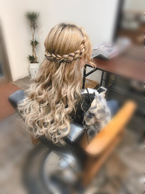 ロングヘア派集まれ ロングヘアのかわいい髪型 ヘアアレンジ大特集 Hair