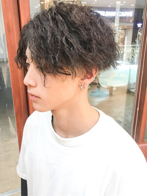 保存版 メンズツイストパーマの値段もセット方法も丸わかり Hair