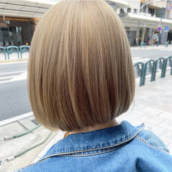 ホワイトベージュで叶う外国人風ヘア 憧れのヘアスタイル12選 Hair ホワイトベージュで叶う外国人風ヘア 憧れのヘアスタイル12選 Hair