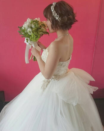 ヘッドドレスを使った髪型のヘアカタログ とびきりキュートなスタイルに Hair ヘッドドレスを使った髪型のヘアカタログ とびきりキュートなスタイルに Hair