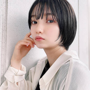 誰でも似合うヘアスタイル イノセントボブ って 素髪感を大事にして Hair