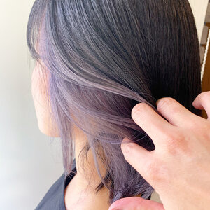 インナーカラーならラベンダーで決まり 馴染ませもアクセントも出来る Hair