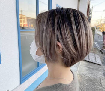 ボブはグラデーションカラーでおしゃれに すぐマネしたいスタイル集 Hair