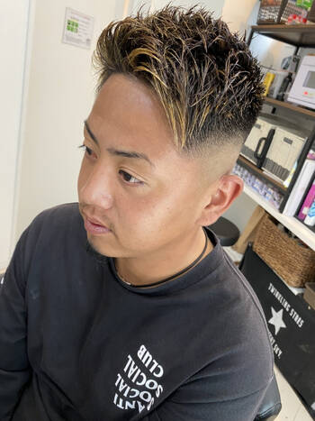 規則が厳しい人におすすめのメンズショートスタイル 長めレングスで清潔感を出すポイントetc 全て教えます Hair