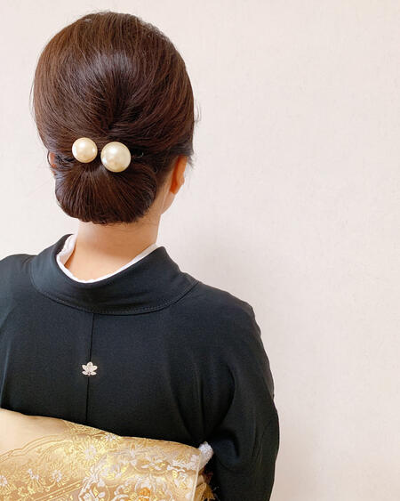 決して簡単な道のりではなかった 仕事 と 子育て の両立 そして未来のママ美容師さん達へのメッセージとは Moriyama Mami 福岡天神ヘアセット 着付け専門店 Three Keys スタイリストインタビュー Hair