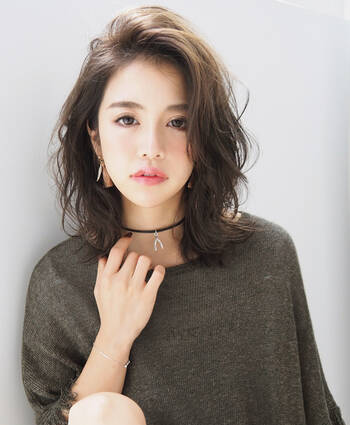 おすすめロングウルフ パーマやカラーで印象チェンジ Hair