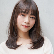 セミロング ひし形シルエット 21年春 髪型 アレンジのヘアカタログ Hair