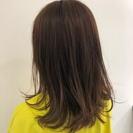 セミロング ナチュラル おしゃれさんと繋がりたい 21年春 髪型 アレンジのヘアカタログ Hair