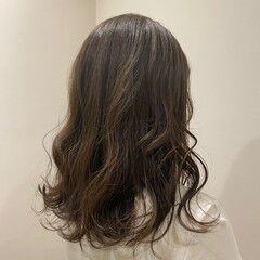 21年秋 波ウェーブのヘアスタイル 髪型 ヘアアレンジ一覧 Hair