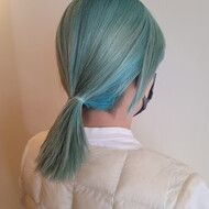 21年冬 その他カラーリング エメラルドグリーンカラーのヘアスタイル 髪型 ヘアアレンジ一覧 Hair 21年冬 その他カラーリング エメラルドグリーンカラーのヘアスタイル 髪型 ヘアアレンジ一覧 Hair