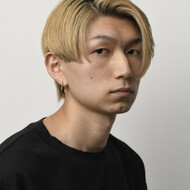 21年夏 大人遊び心満点アシメヘアーのヘアスタイル 髪型 ヘアアレンジ一覧 Hair 21年夏 大人遊び心満点アシメヘアーのヘアスタイル 髪型 ヘアアレンジ一覧 Hair