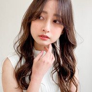 ロング フェミニン 韓国 21年春 髪型 アレンジのヘアカタログ Hair