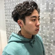21年夏 メンズパーマのヘアスタイル 髪型 ヘアアレンジ一覧 Hair 21年夏 メンズパーマのヘアスタイル 髪型 ヘアアレンジ一覧 Hair