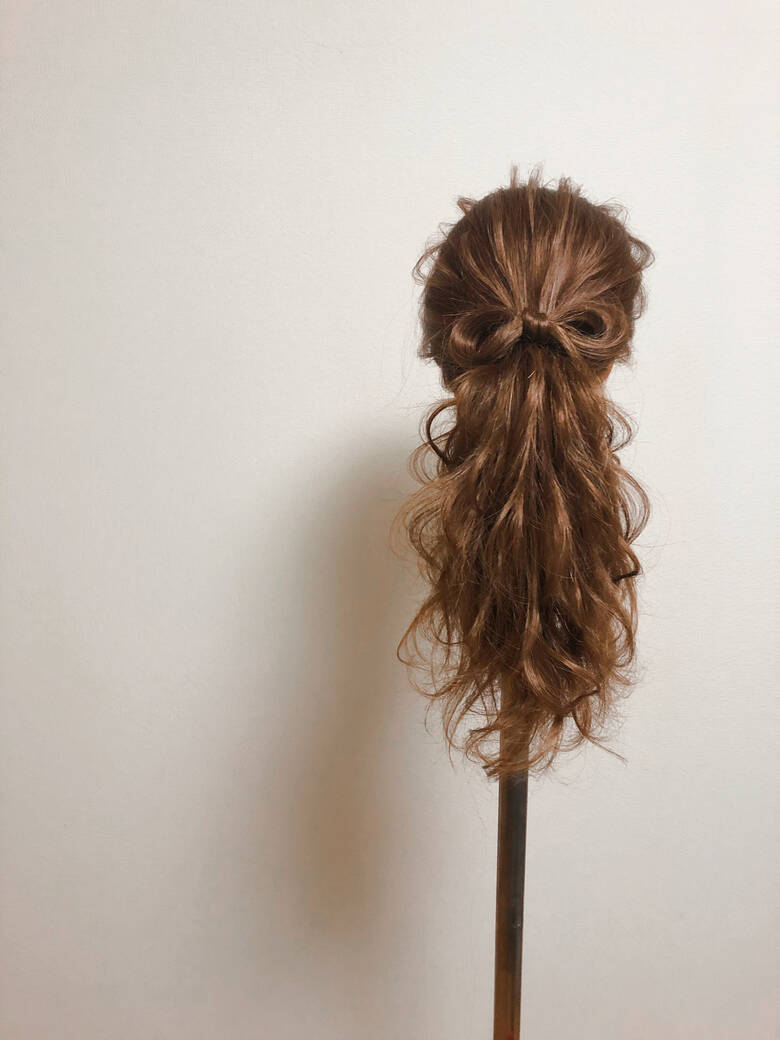 セミロング ポニーテールアレンジ ポニーテール リボンアレンジ 休業中 Mai Hair