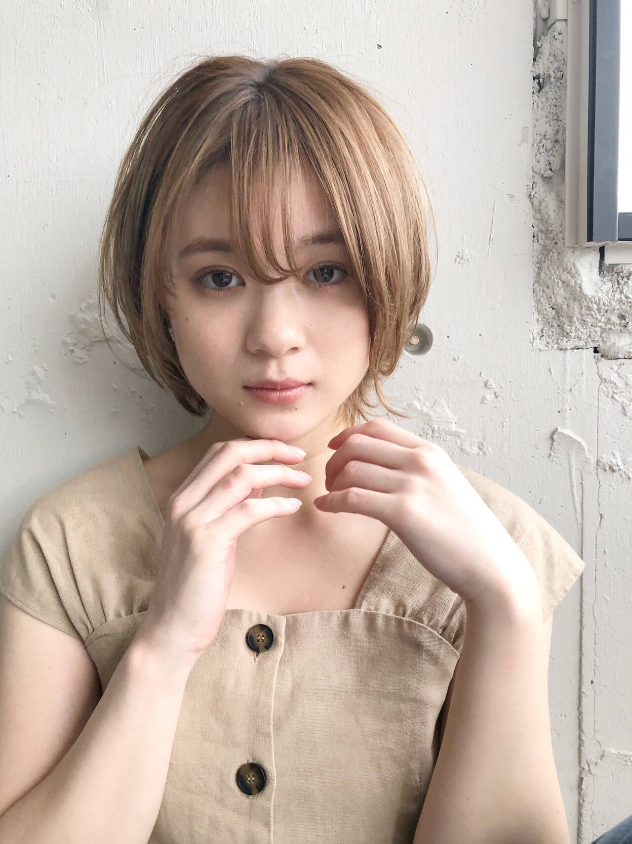 ショートヘア ナチュラル ミニボブ アッシュベージュ Kyli表参道 トキタ マサヒロ Kyli表参道 Hair