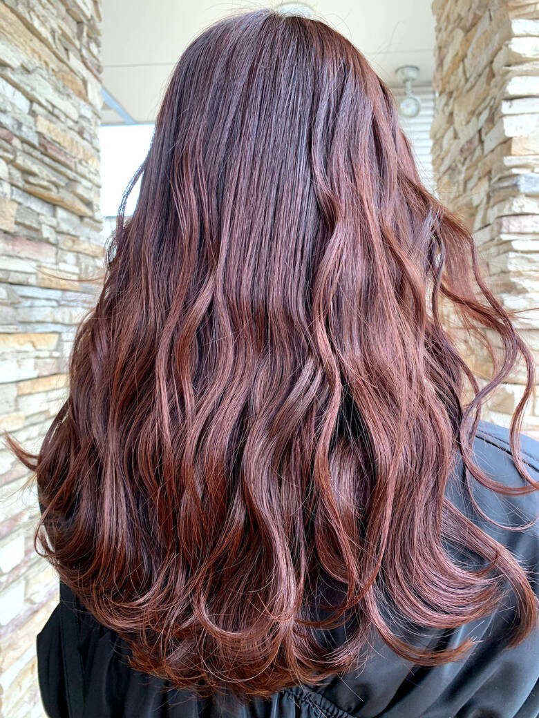 ピンクブラウン ショコラブラウン コーラルピンク フェミニン Solo Design 大越 勇嗣 Hair