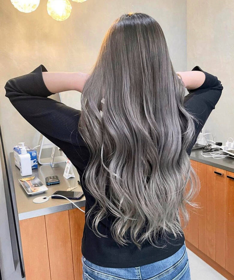 グラデーションカラー グレージュ バレイヤージュ ストリート Wavy S 今西優 6475 Hair