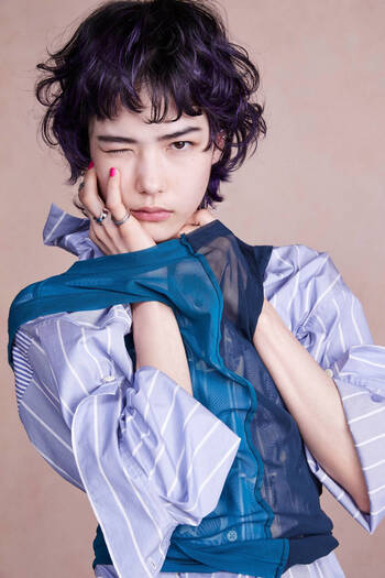 21年 流行りのマッシュウルフカットスタイル ショート ロングまで Hair