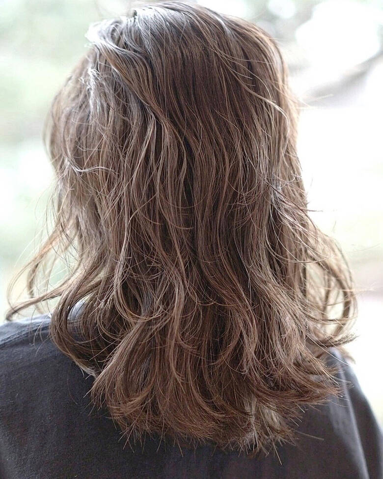 極細ハイライト ナチュラル ヘアカラー シルクベージュ Beautrium鎌倉小町 鈴木崚麻 5357 Hair