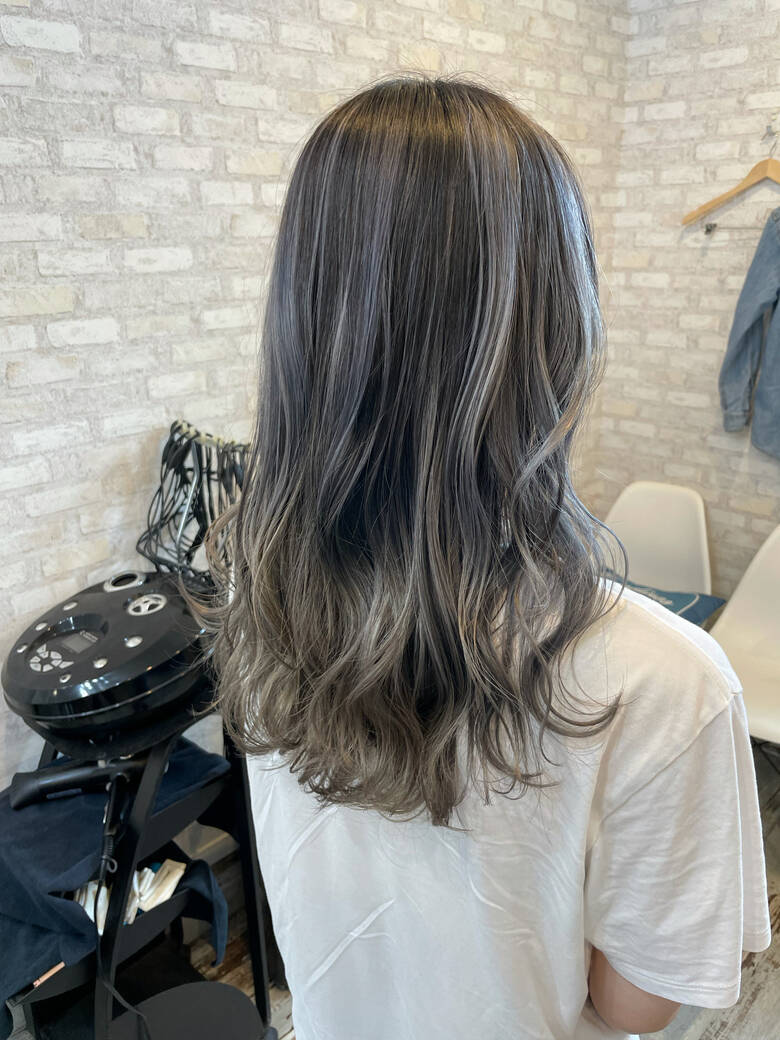 ロング バレイヤージュ ブリーチカラー 外国人風カラー Hair Update Nest 荒谷 俊輔 Hair