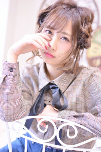 おすすめ ハーフツインで大人可愛くなる 簡単アレンジ特集 Hair