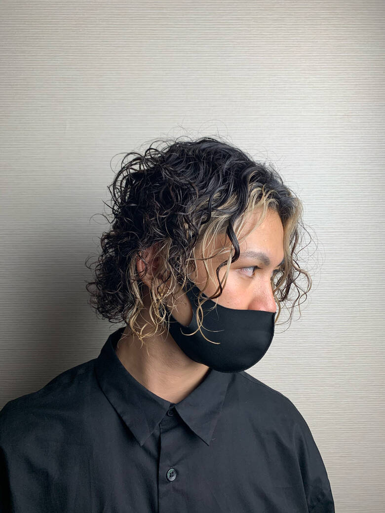 ナチュラル ミディアム スパイラルパーマ ツーブロック Hair Make Earth 新都心店 平良 祥一 5969 Hair ナチュラル ミディアム スパイラルパーマ ツーブロック Hair Make Earth 新都心店 平良 祥一 5969 Hair