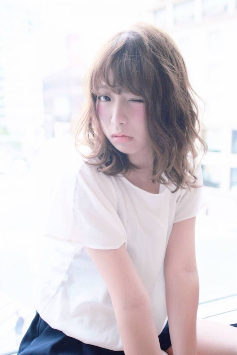 ミディアム ゆるふわ 丸顔 ガーリー Mayu Hair